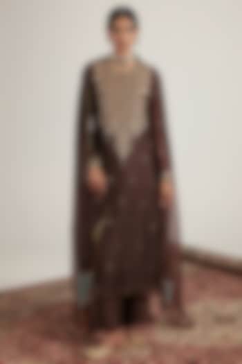 Brown Organza Zari Embroidered Kurta Set by Niti Bothra at Pernia's Pop Up Shop