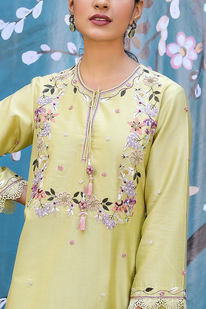 Mint Green Chanderi Silk Kurta Set by Niti Bothra at Pernia's Pop Up Shop