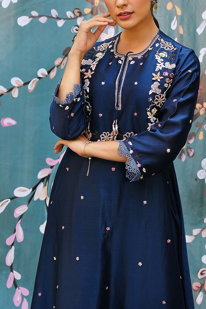 Cobalt Blue Chanderi Silk Kurta Set by Niti Bothra at Pernia's Pop Up Shop