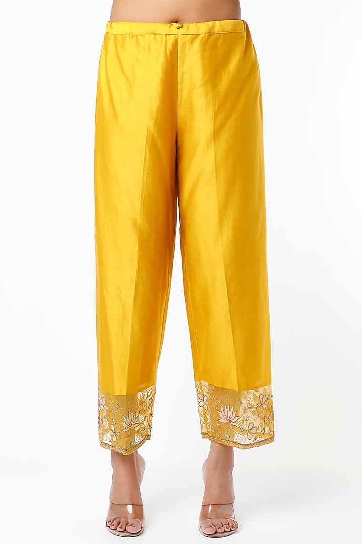 Mustard Silk Chanderi Kurta Set by Niti Bothra at Pernia's Pop Up Shop