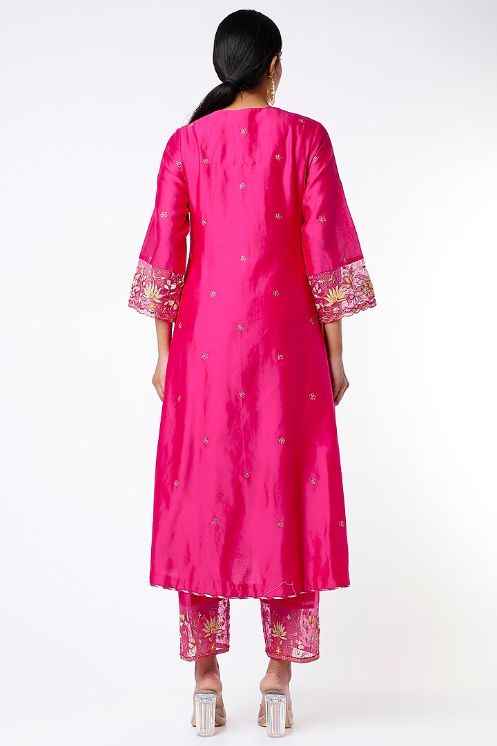 Neon Fuchsia Silk Chanderi Kurta Set by Niti Bothra at Pernia's Pop Up Shop