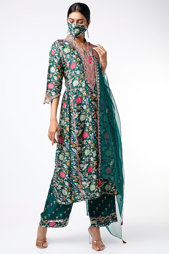 Green Kalamkari Printed Kurta Set by Niti Bothra at Pernia's Pop Up Shop