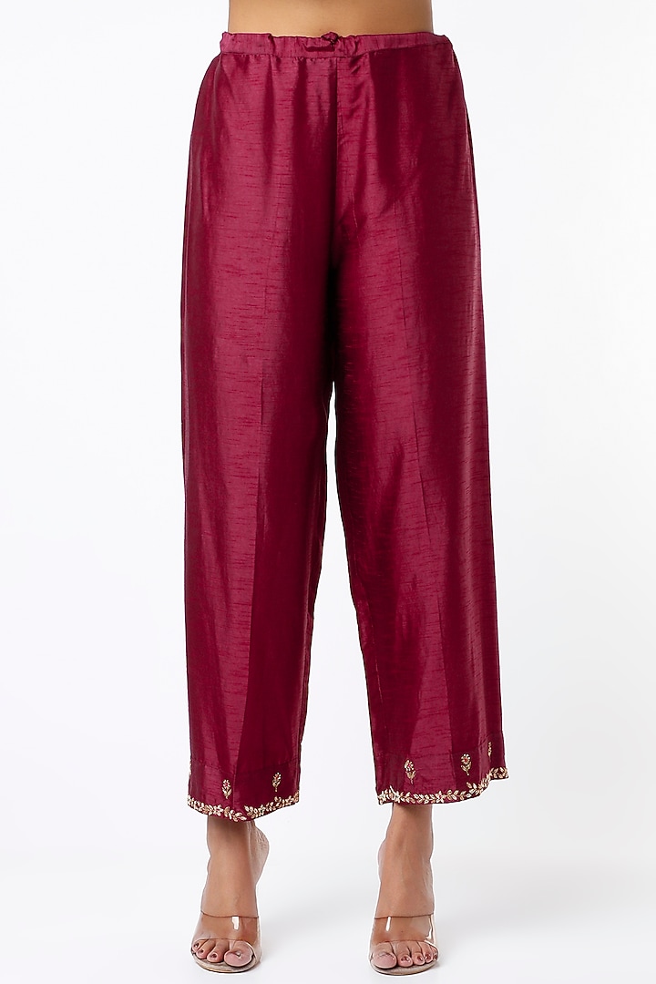 Maroon Kurta Set With Zardosi Work by Niti Bothra at Pernia's Pop Up Shop