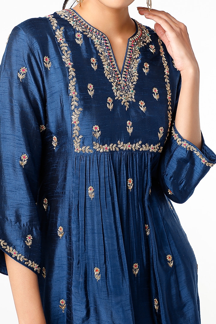 Catalina Blue Silk Kurta Set by Niti Bothra at Pernia's Pop Up Shop