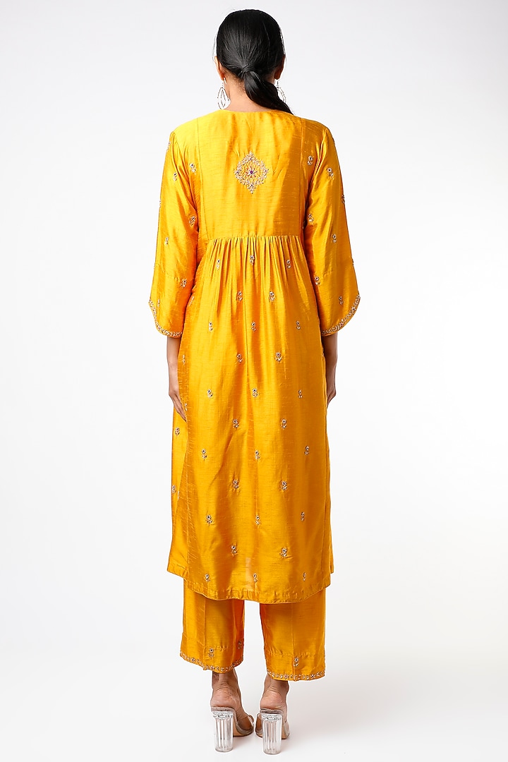 Mango Yellow Silk Kurta Set by Niti Bothra at Pernia's Pop Up Shop