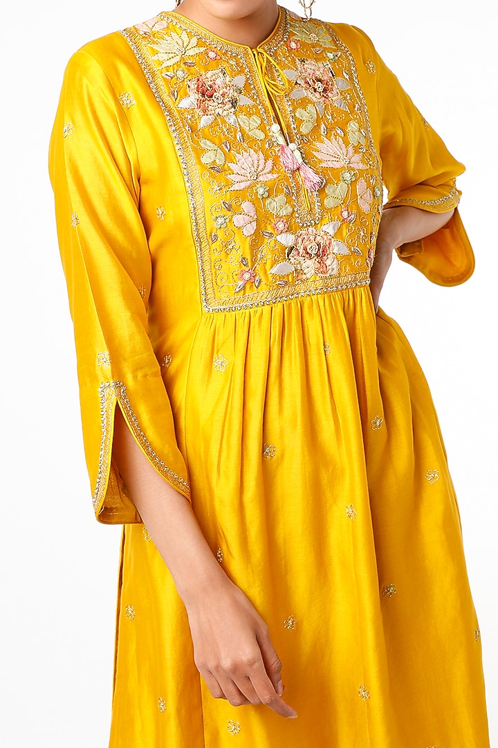 Citrus Yellow Silk Chanderi Kurta Set by Niti Bothra at Pernia's Pop Up Shop