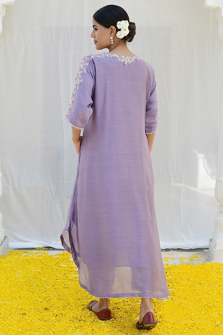 Lilac Silk Hand Embroidered Kurta Set by Niti Bothra at Pernia's Pop Up Shop