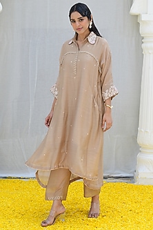 product-color-Beige