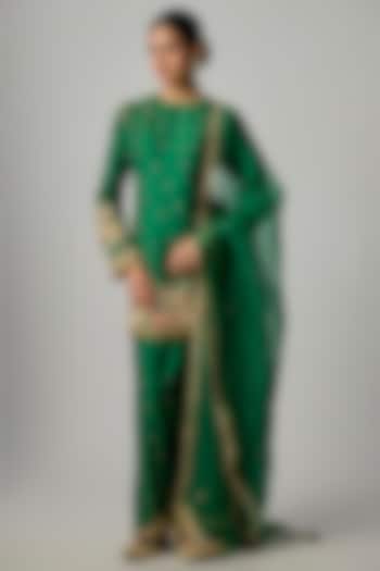 Green Silk Zardosi Embroidered Kurta Set by Niti Bothra at Pernia's Pop Up Shop