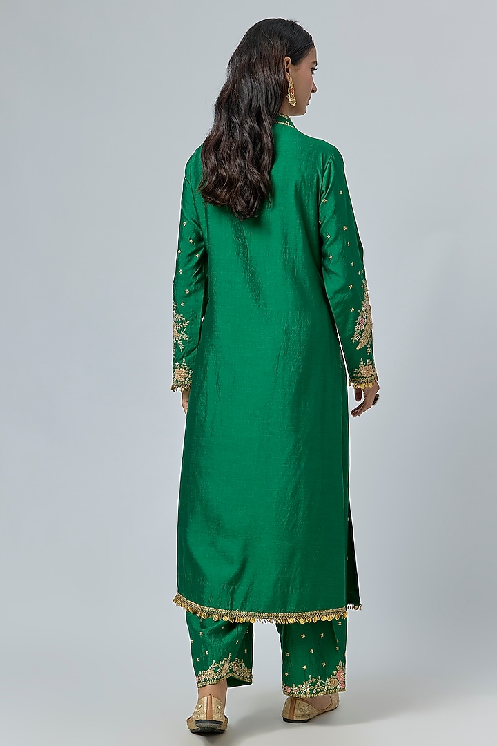 Green Chiniya Silk Applique Embroidered Long Kurta Set by Niti Bothra at Pernia's Pop Up Shop