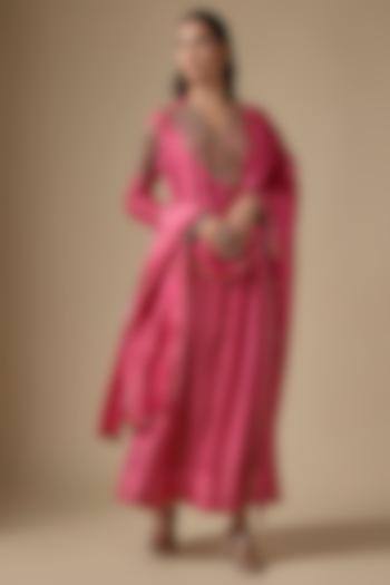 Pink Silk Chanderi Zardosi Embroidered & Printed Kurta Set by Niti Bothra at Pernia's Pop Up Shop
