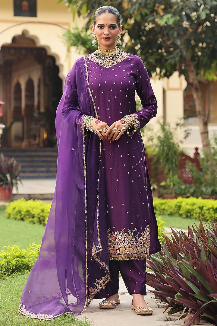 Purple Chiniya Silk Applique Embroidered Kurta Set by Niti Bothra at Pernia's Pop Up Shop