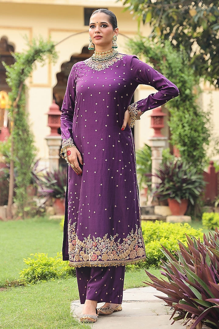 Purple Chiniya Silk Applique Embroidered Kurta Set by Niti Bothra at Pernia's Pop Up Shop