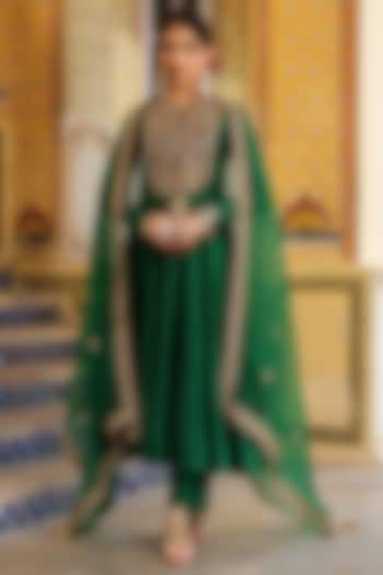 Green Silk Chanderi Zardosi Embroidered Kalidar Kurta Set by Niti Bothra at Pernia's Pop Up Shop