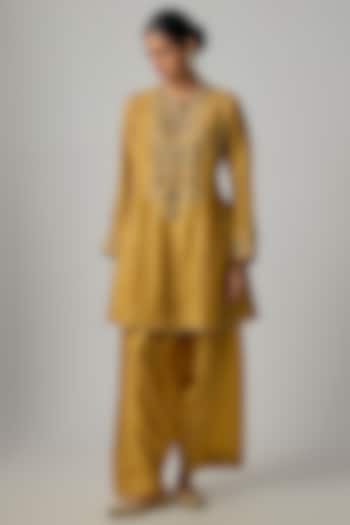 Mustard Yellow Silk Digital Printed & Zardosi Embroidered Kurta Set by Niti Bothra at Pernia's Pop Up Shop
