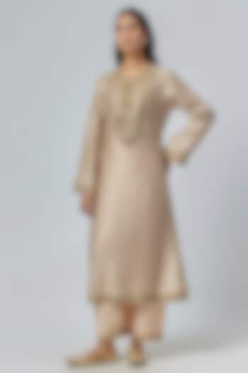 Ivory Silk Tencel Zardosi Embroidered Kurta Set by Niti Bothra at Pernia's Pop Up Shop
