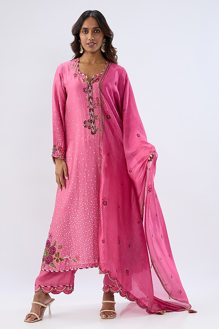Pink Silk Tencel Thread Embroidered & Printed Scalloped Kurta Set by Niti Bothra at Pernia's Pop Up Shop