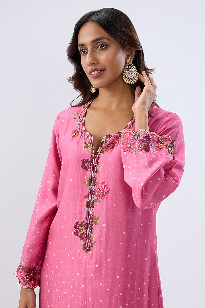 Pink Silk Tencel Thread Embroidered & Printed Scalloped Kurta Set by Niti Bothra at Pernia's Pop Up Shop