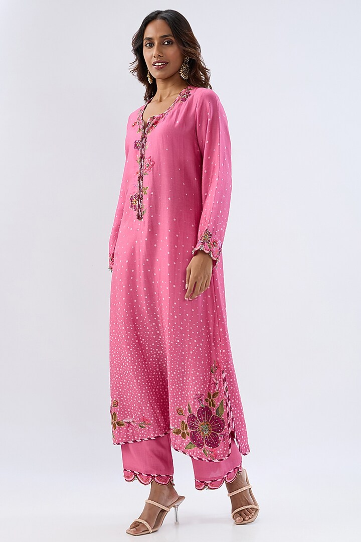 Pink Silk Tencel Thread Embroidered & Printed Scalloped Kurta Set by Niti Bothra at Pernia's Pop Up Shop