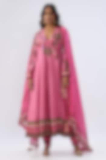 Pink Silk Tencel Thread Embroidered Angrakha Set by Niti Bothra at Pernia's Pop Up Shop
