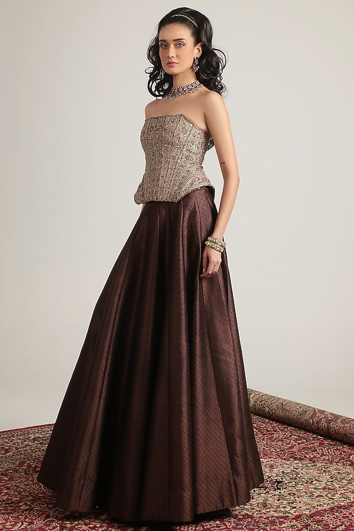 Brown Chiniya Silk & Kora Silk Skirt Set by Niti Bothra at Pernia's Pop Up Shop
