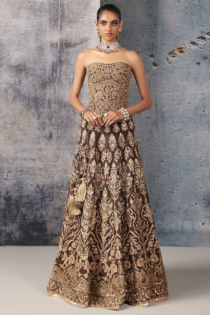 Brown Organza Zardosi Embroidered Bridal Lehenga Set by Niti Bothra at Pernia's Pop Up Shop