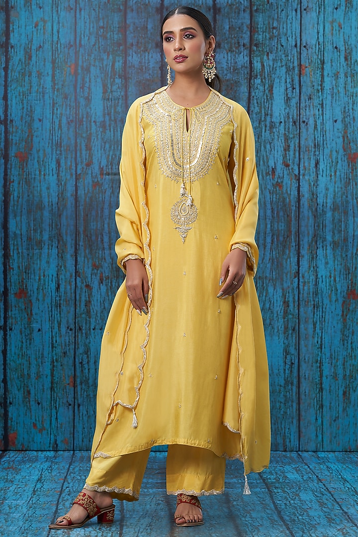 Mustard Zardosi Embroidered Kurta Set by Niti Bothra at Pernia's Pop Up Shop