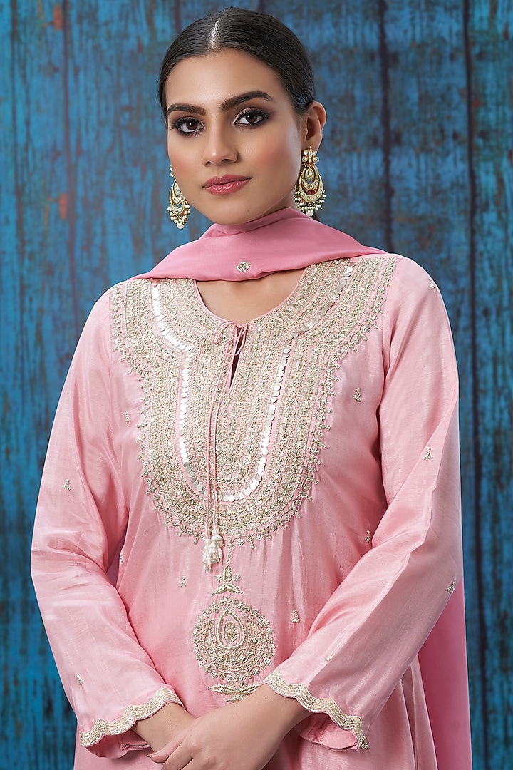 Baby Pink Zardosi Embroidered Kurta Set by Niti Bothra at Pernia's Pop Up Shop