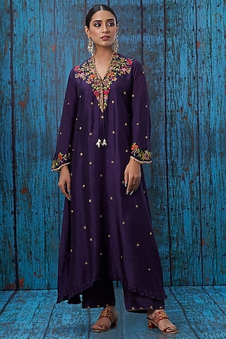 Purple French Knot Embroidered Kurta Set by Niti Bothra