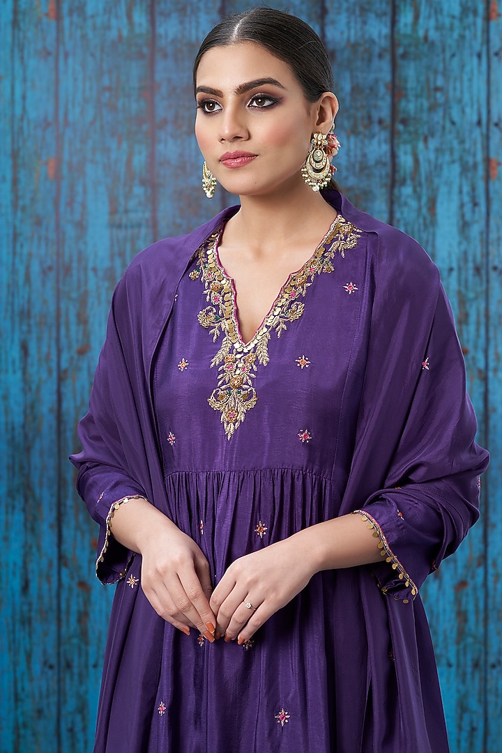 Purple Silk Zardosi Hand Embroidered Kurta Set by Niti Bothra at Pernia's Pop Up Shop