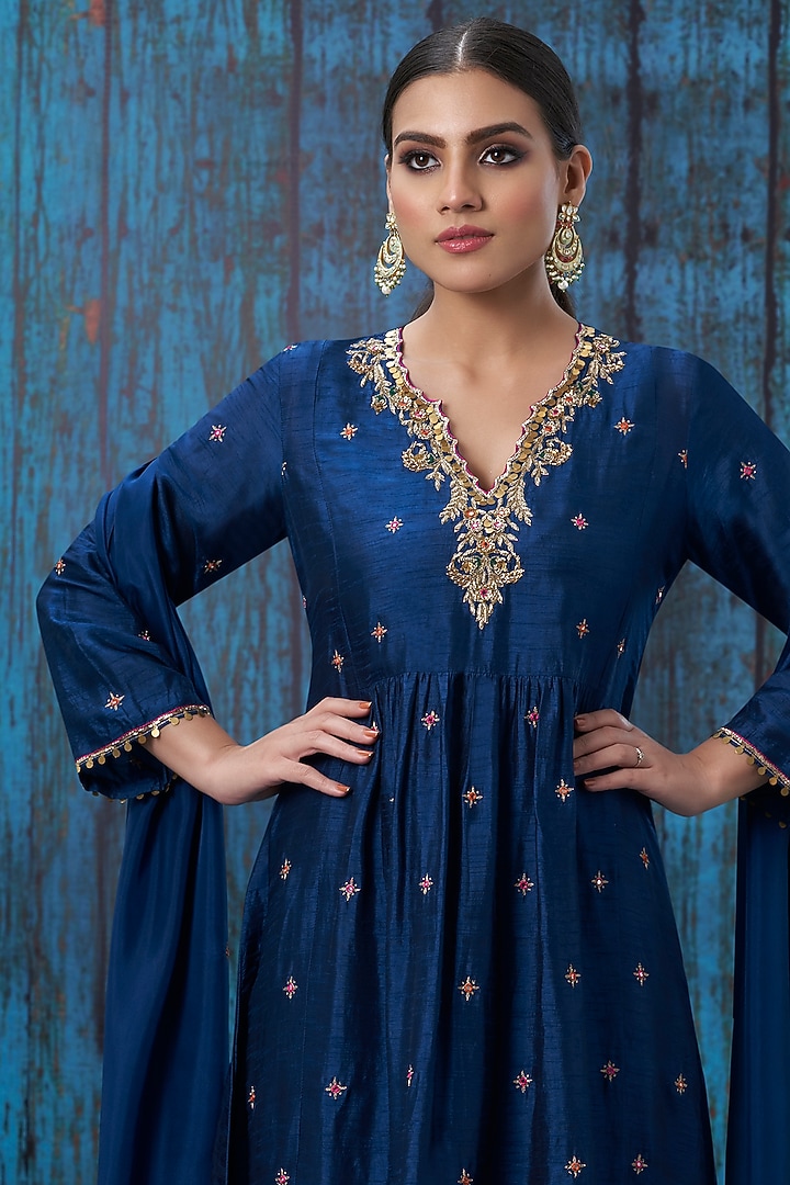 Blue Silk Zardosi Hand Embroidered Kurta Set by Niti Bothra at Pernia's Pop Up Shop