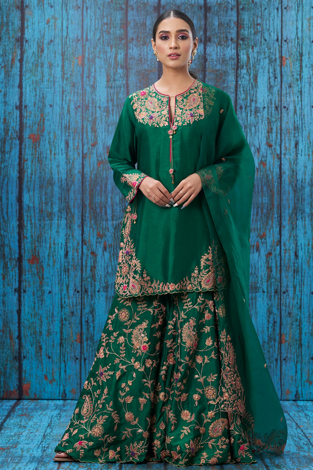 Green Boota Aari Sharara
