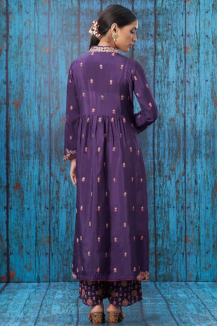 Purple Silk Embroidered Kurta Set by Niti Bothra at Pernia's Pop Up Shop