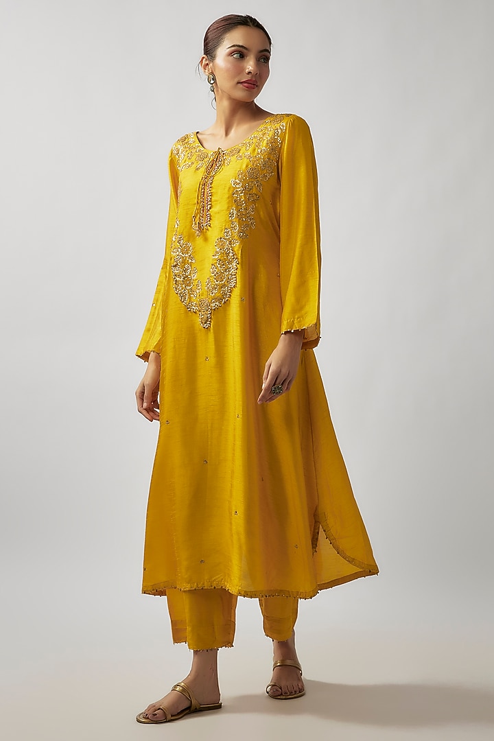 Yellow Silk Zardosi Hand Embroidered Kurta Set by Niti Bothra at Pernia's Pop Up Shop