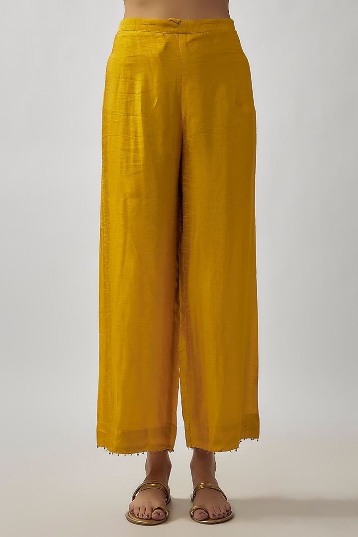 Yellow Silk Zardosi Hand Embroidered Kurta Set by Niti Bothra at Pernia's Pop Up Shop