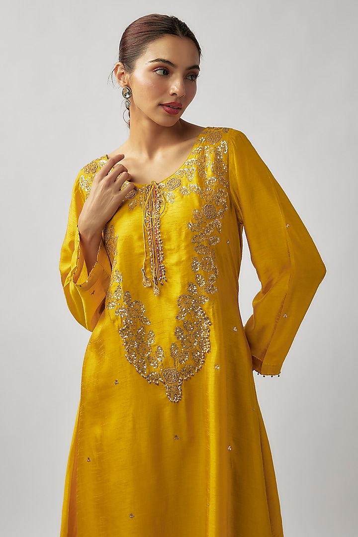 Yellow Silk Zardosi Hand Embroidered Kurta Set by Niti Bothra at Pernia's Pop Up Shop