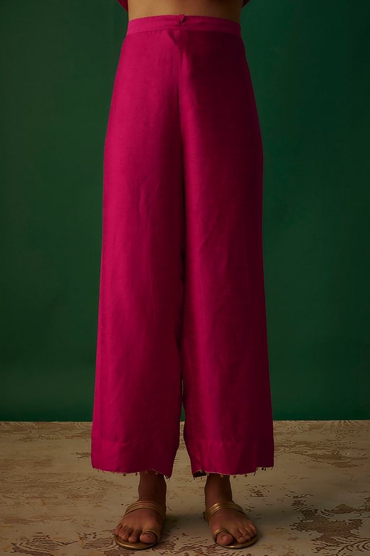 Pink Silk Zardosi Embroidered Pintuck Kurta Set by Niti Bothra at Pernia's Pop Up Shop