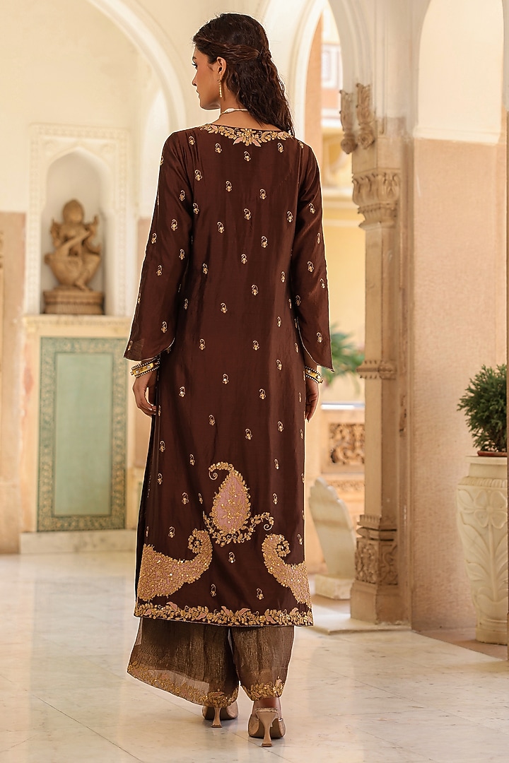 Brown Pure Silk Paisley Embroidered Kurta Set by Niti Bothra at Pernia's Pop Up Shop