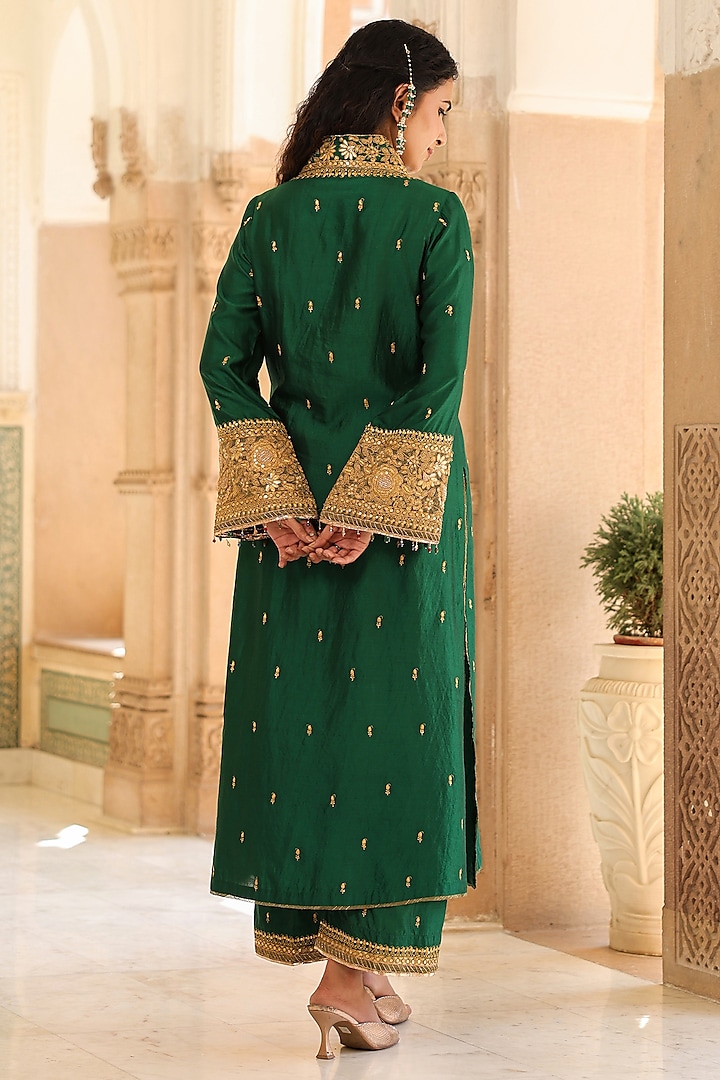 Emerald Green Pure Silk Embroidered Kurta Set by Niti Bothra at Pernia's Pop Up Shop
