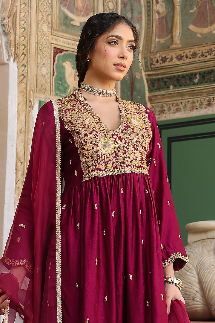 Wine Pure Silk Zari Embroidered Kurta Set by Niti Bothra at Pernia's Pop Up Shop