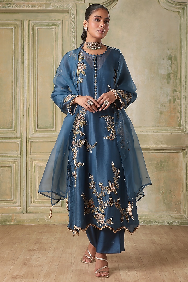 Blue Organza Zardosi Embroidered Kurta Set by Niti Bothra at Pernia's Pop Up Shop