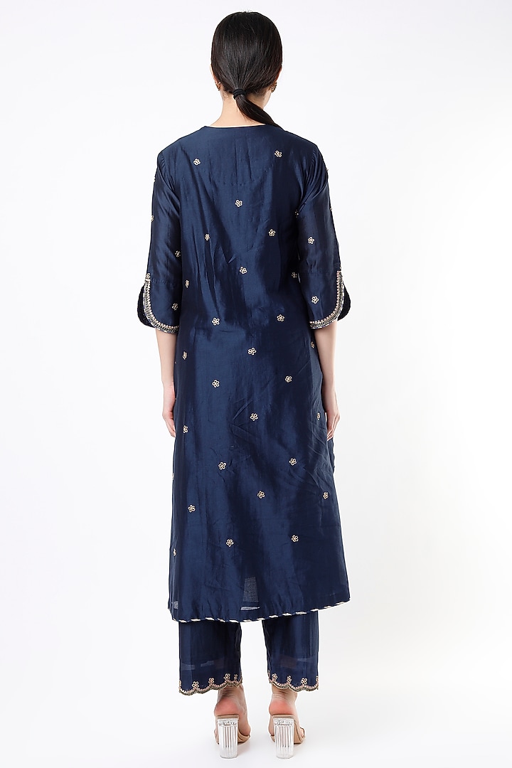 Navy Blue Embroidered Kurta Set by Niti Bothra at Pernia's Pop Up Shop