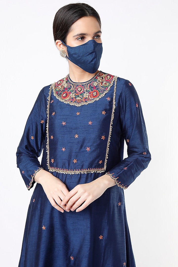 Cobalt Blue Embroidered Kurta Set by Niti Bothra at Pernia's Pop Up Shop
