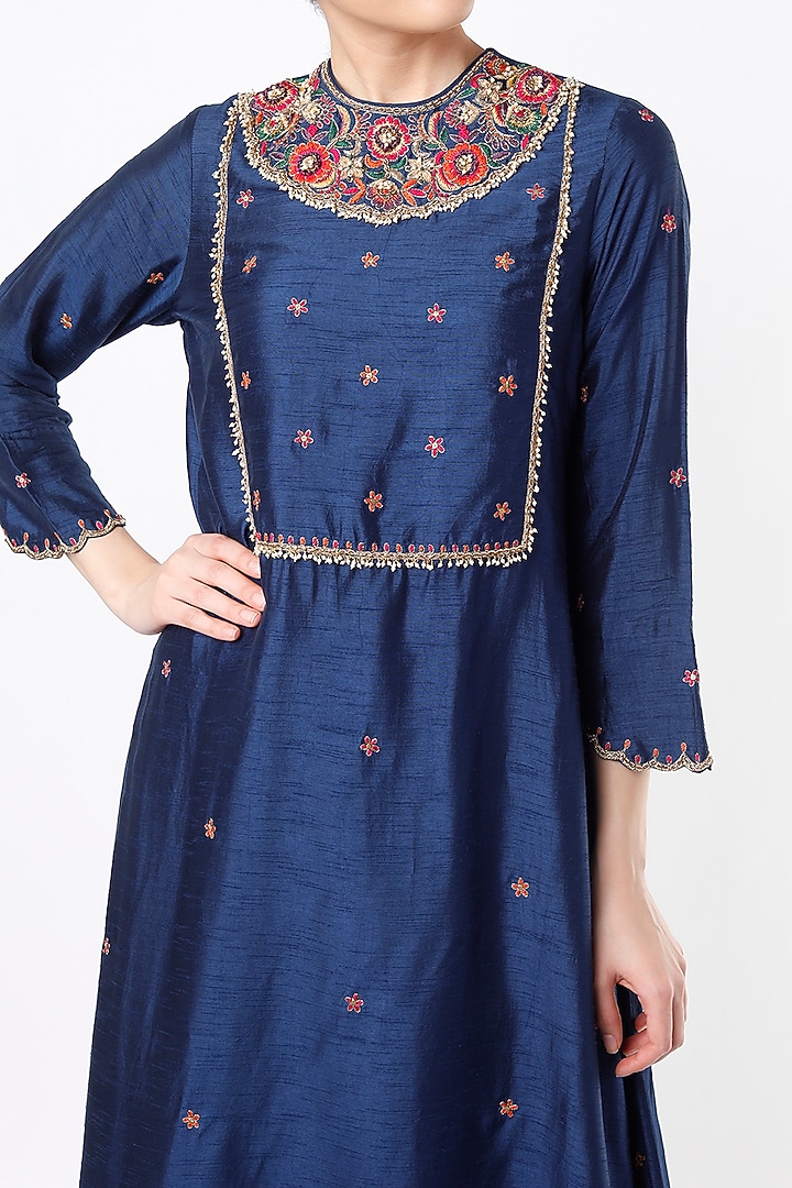 Cobalt Blue Embroidered Kurta Set by Niti Bothra at Pernia's Pop Up Shop