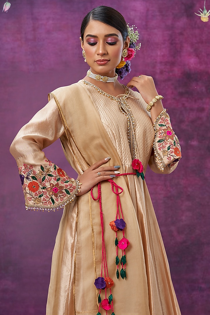 Ivory Floral Embroidered Wedding Anarkali Set by Niti Bothra at Pernia's Pop Up Shop