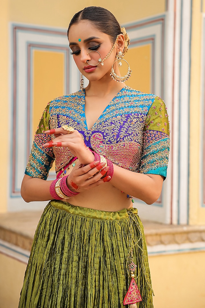 Green Pure Banarasi Spun Silk Wedding Lehenga Set by Niti Bothra at Pernia's Pop Up Shop