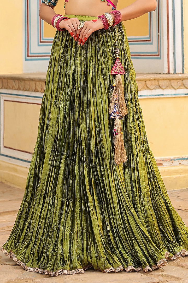 Green Pure Banarasi Spun Silk Wedding Lehenga Set by Niti Bothra at Pernia's Pop Up Shop
