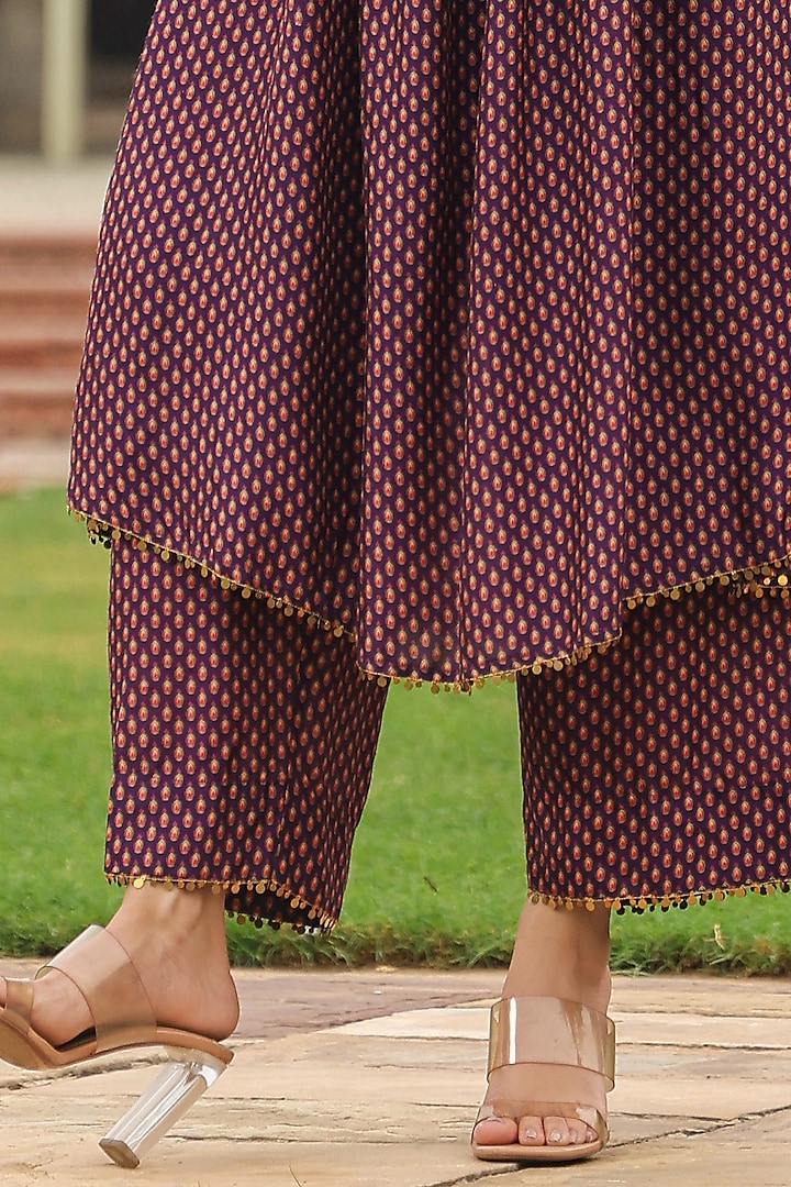 Purple Silk Resham Embroidered Kurta Set by Niti Bothra at Pernia's Pop Up Shop