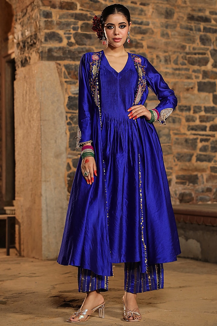 Blue Pure Banarasi Spun Silk Resham Embroidered Kurta Set by Niti Bothra at Pernia's Pop Up Shop