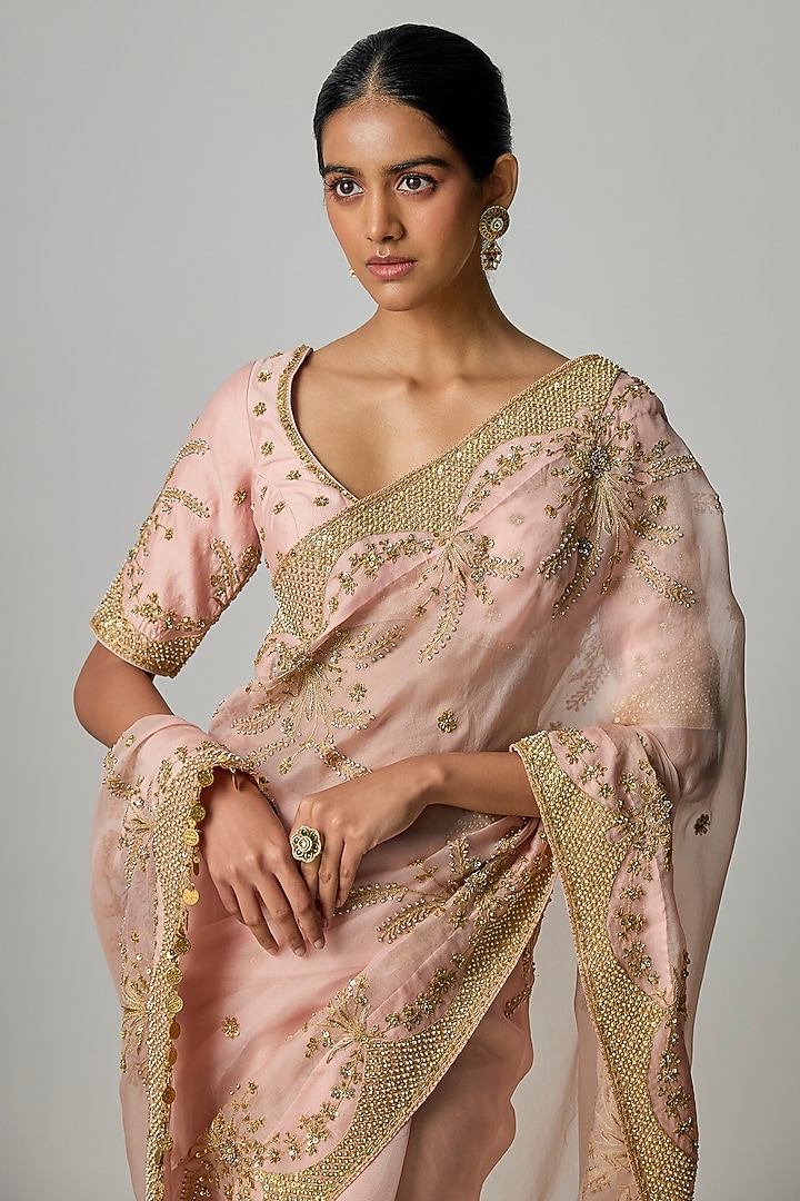 Pink Organza Zardosi Embroidered Reception Saree Set by Niti Bothra at Pernia's Pop Up Shop
